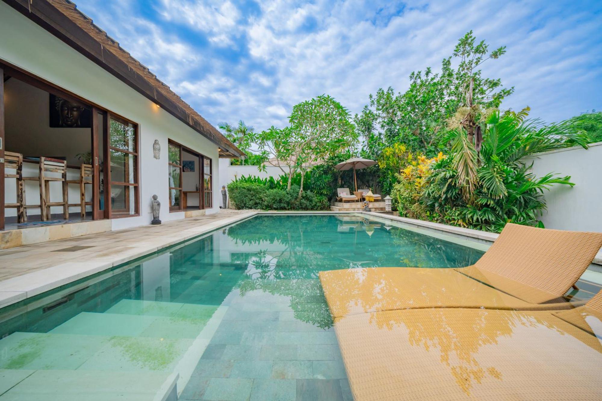 Bali Sunyi Villas Джимбаран Экстерьер фото