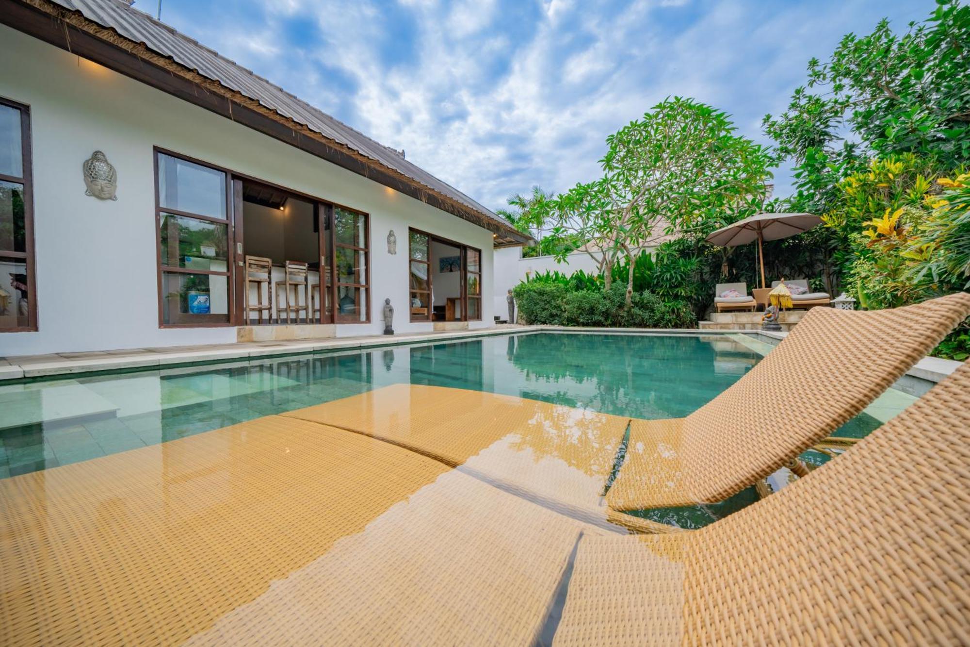 Bali Sunyi Villas Джимбаран Экстерьер фото
